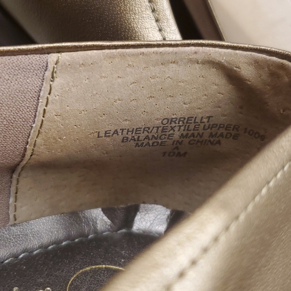 SOLD!! EASY SPIRIT AntiGravity Wedges - Size 10 - Picture 6 of 8